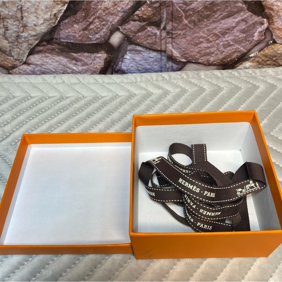 AUTHENTIC HERMES GIFT BOXES - Picture 15 of 15